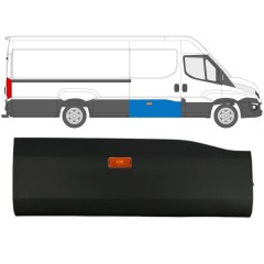 Modanatura laterale porta scorrevole con lampada per Iveco Daily 2014-2019 / Destra / Set 16656
